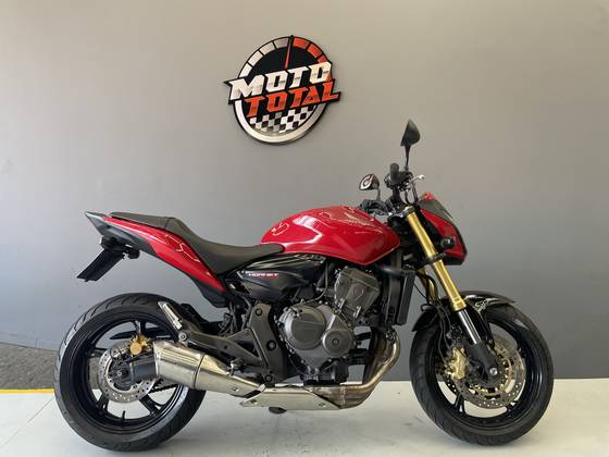 HONDA CB 600F HORNET HONDA CB 600F HORNET